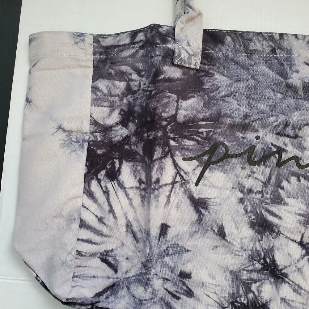 Victoria's Secret Tote Tie Dyed Tote Weekender 2021 New‎ Original Packaging NWT - Picture 4 of 12